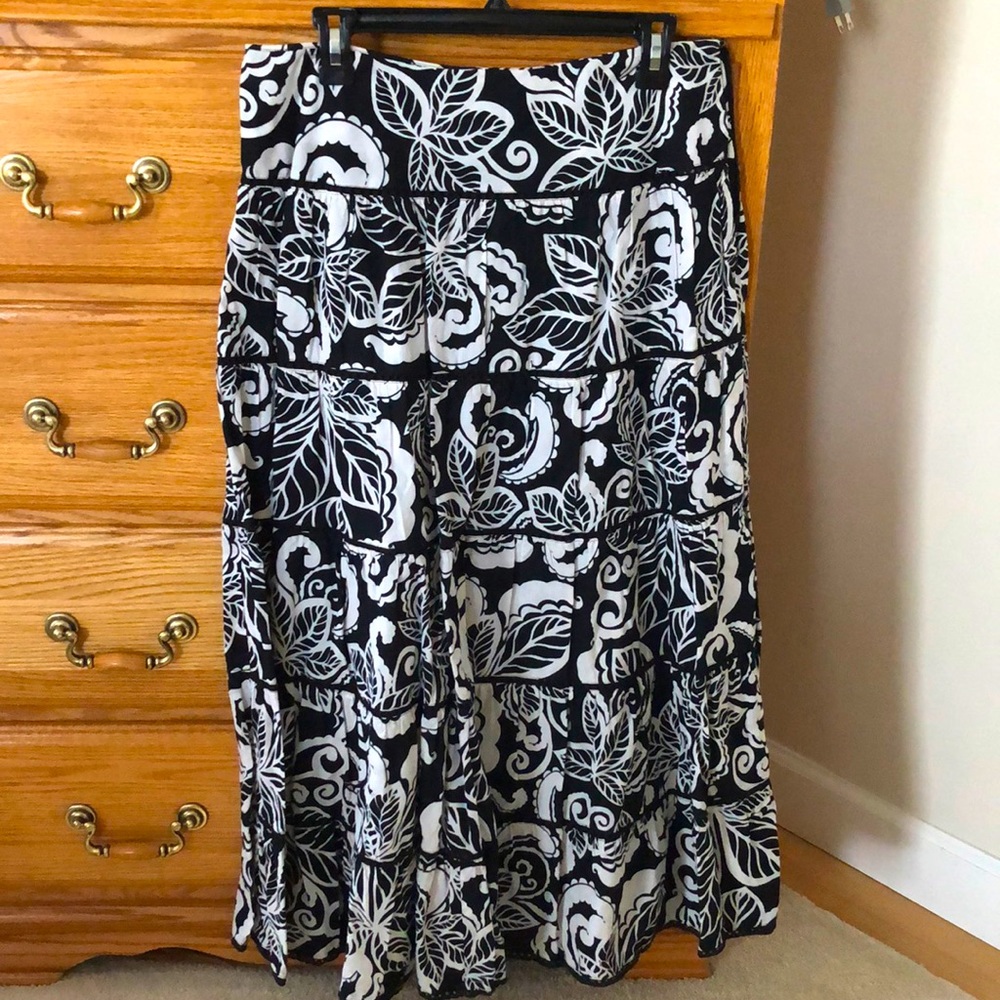 Jones New York Skirt